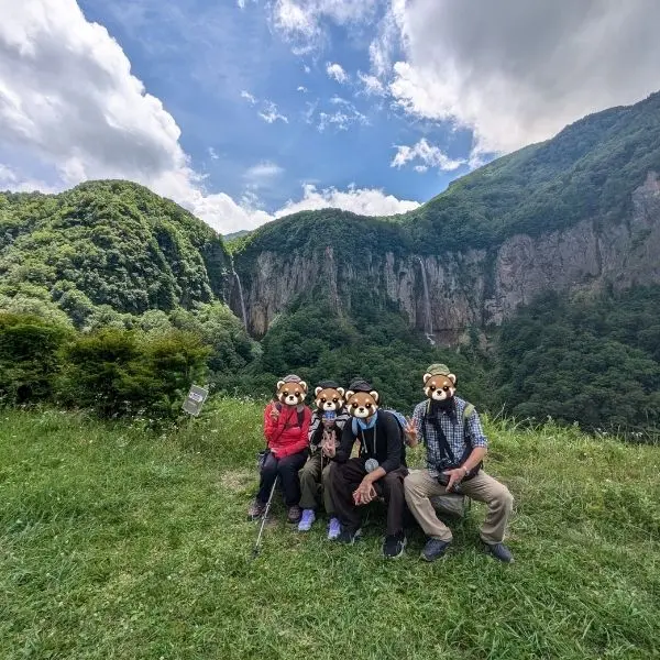 Family photo at Yonako Falls trail, a scenic and family-friendly hike featured in our Nagano travel guide.