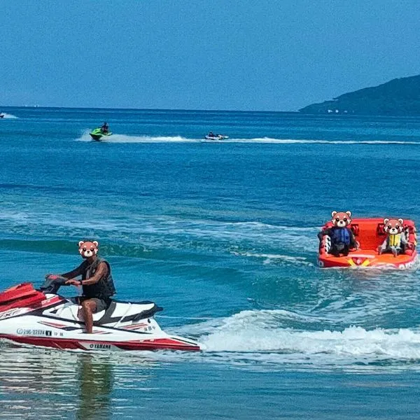 Try thrilling water sports like SUP and banana boat rides, easily arranged right at Fusaki Beach Resort.